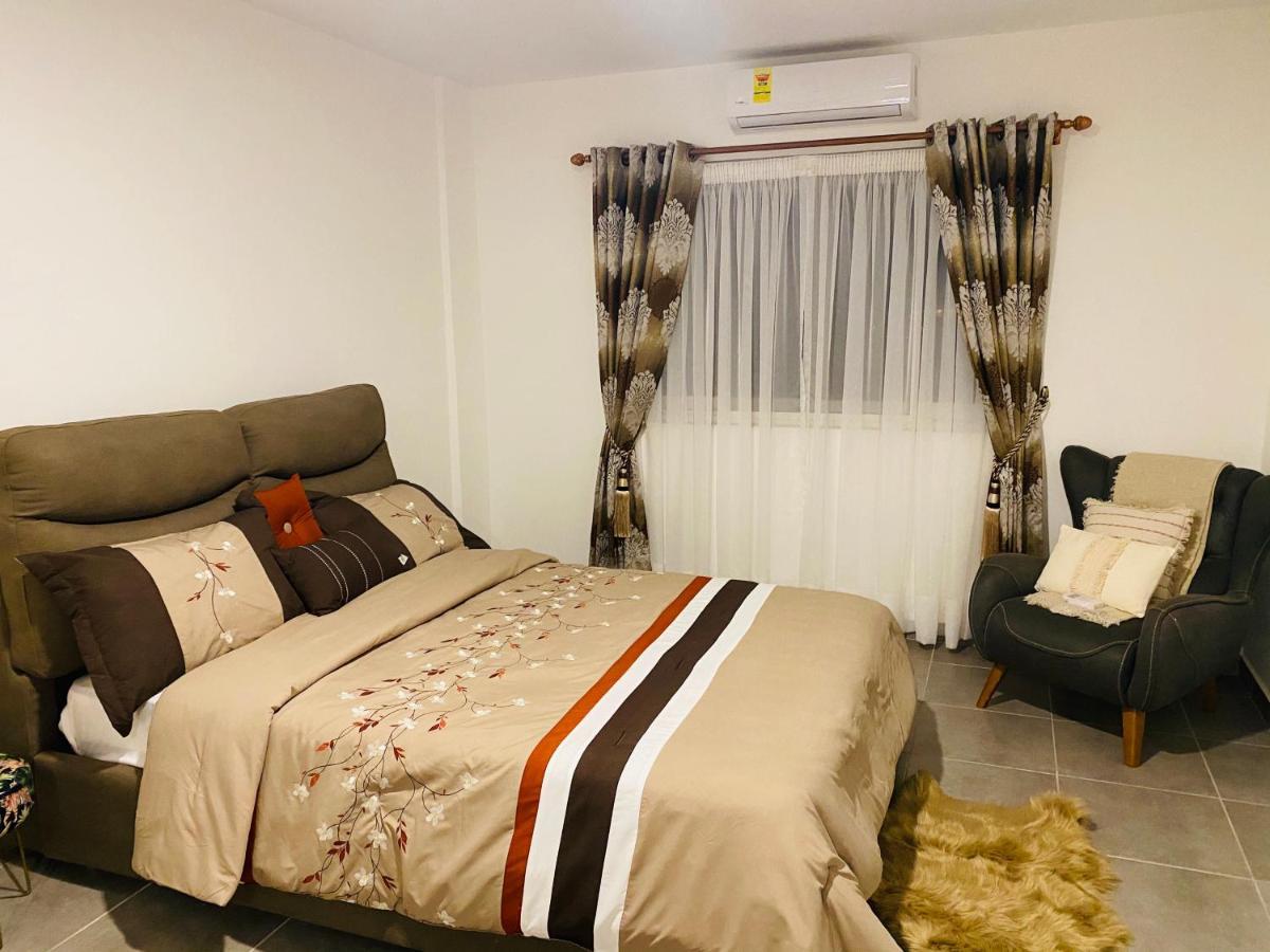 Oasis Park Residence East Legon Exterior photo